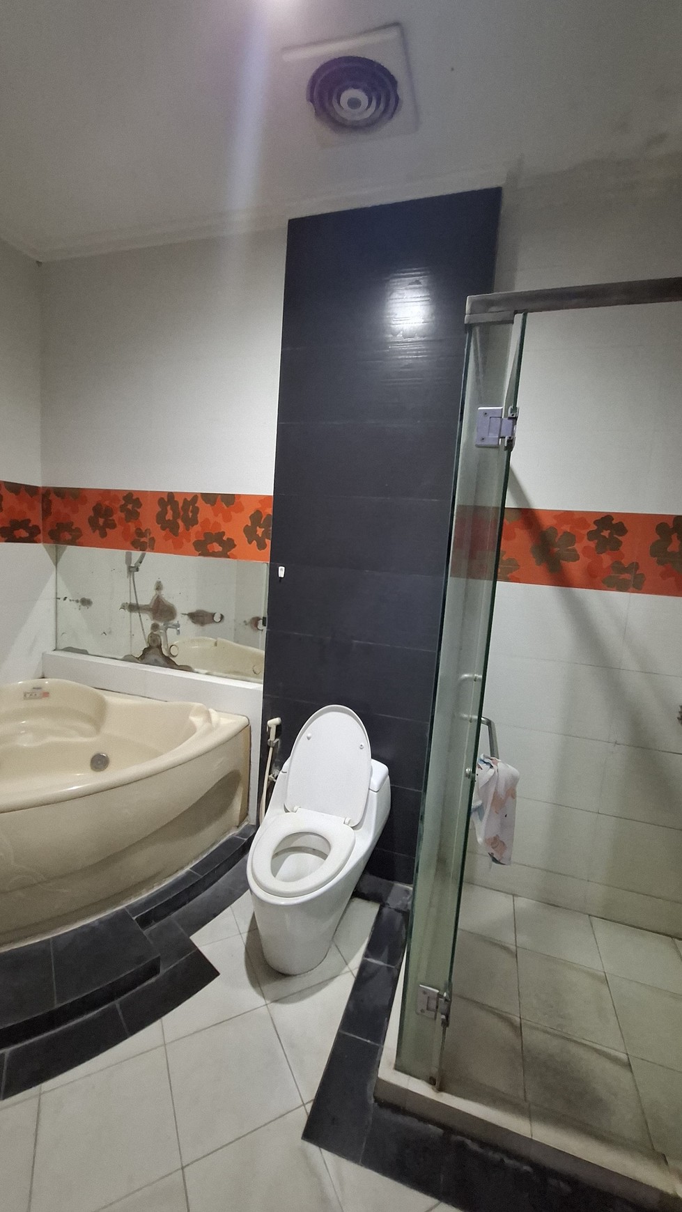 Rumah Mewah Di Perum Bale Hinggil Residence Ngaglik Sleman