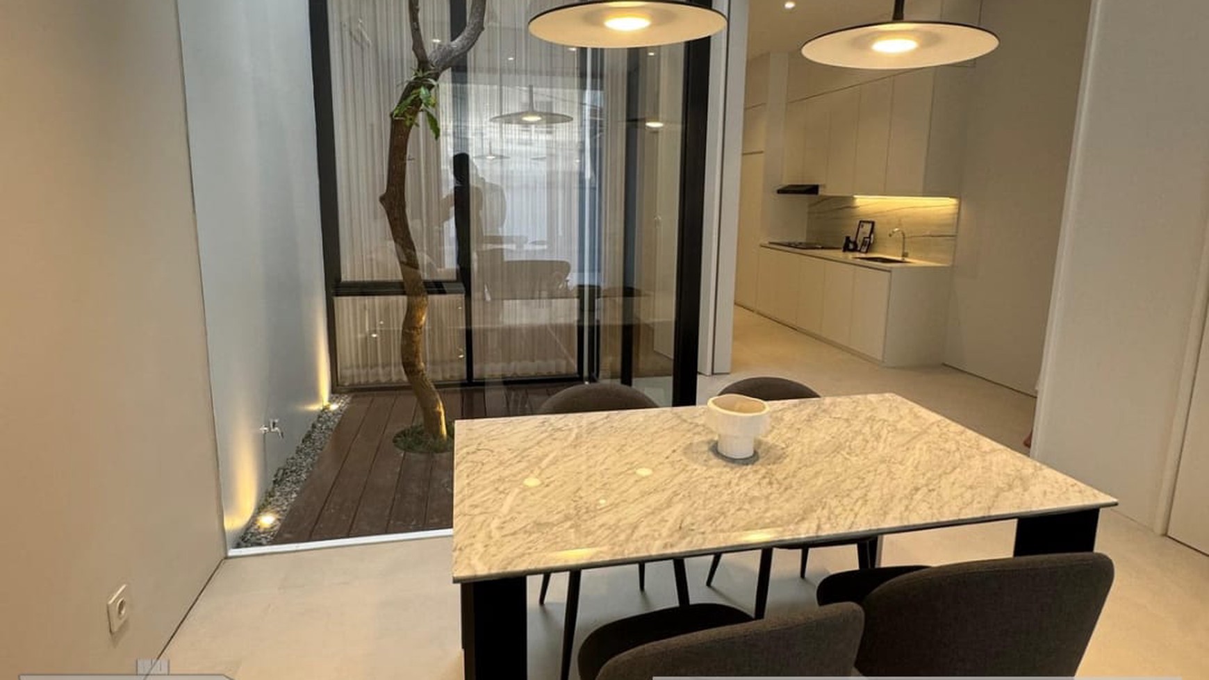 DIJUAL RUMAH MODERN SCANDINAVIAN HOUSE - MOJOKLANGGRU SURABAYA TIMUR