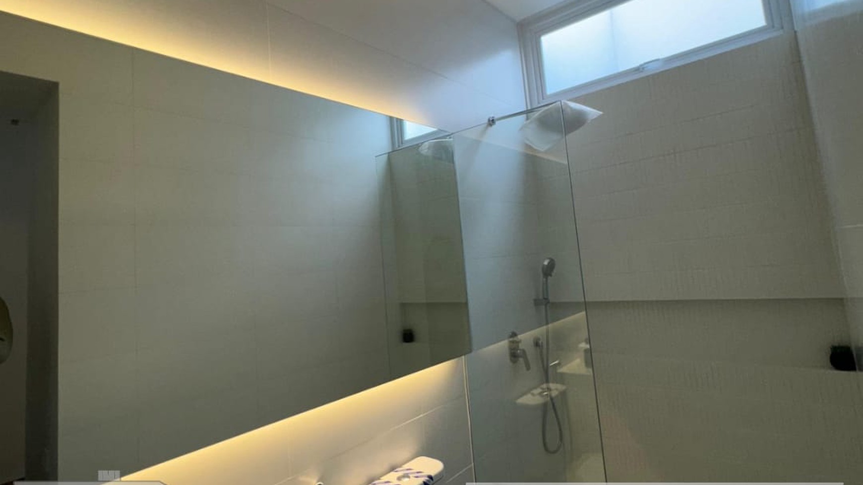 DIJUAL RUMAH MODERN SCANDINAVIAN HOUSE - MOJOKLANGGRU SURABAYA TIMUR