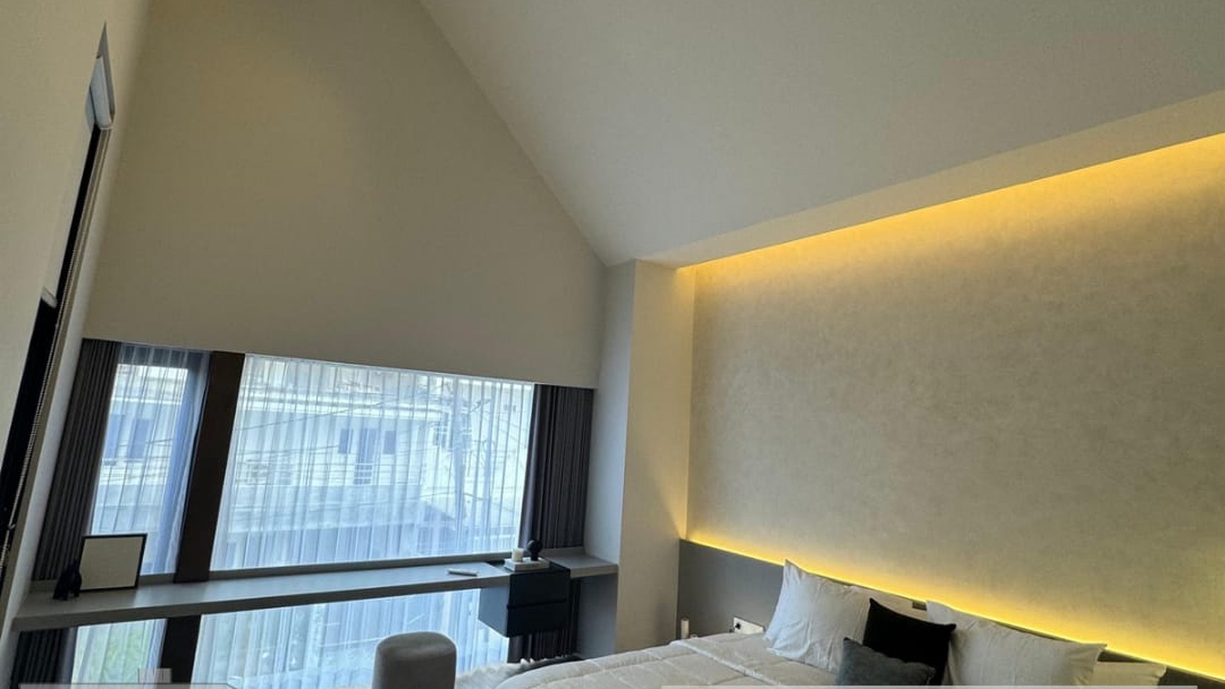 DIJUAL RUMAH MODERN SCANDINAVIAN HOUSE - MOJOKLANGGRU SURABAYA TIMUR