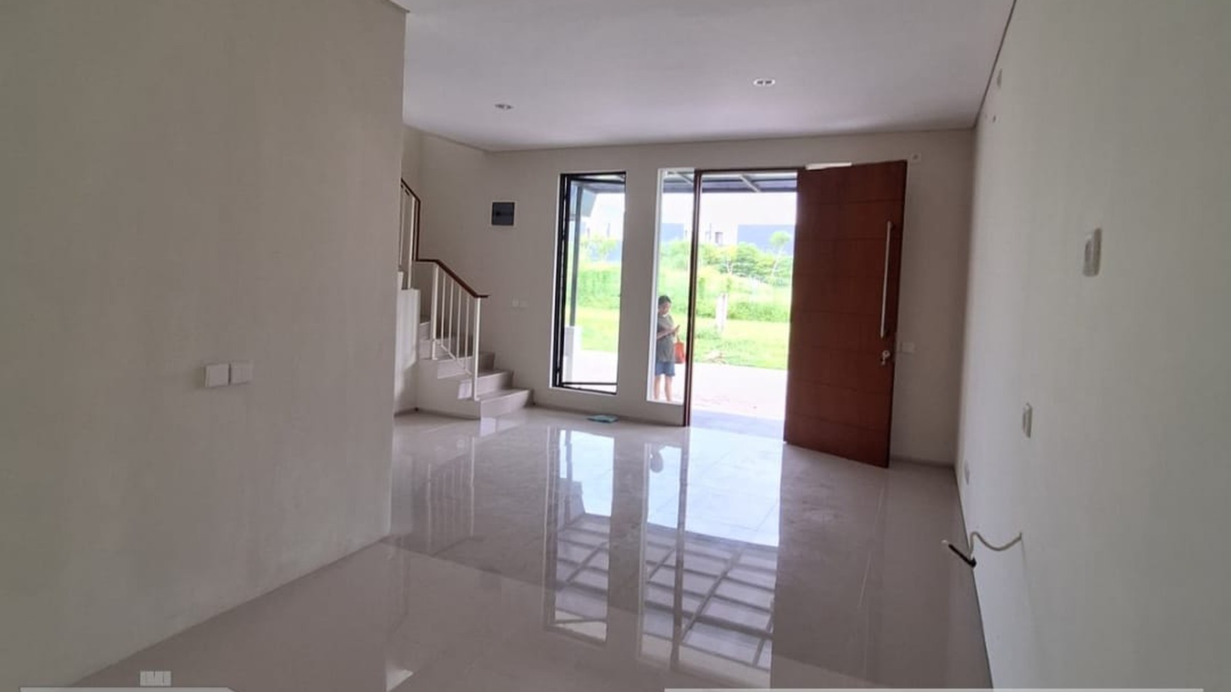 TURUH HARGA!!! DIJUAL RUMAH MEWAH CANTIK DAN STRATEGIS - NORTH WEST HILL CITRALAND