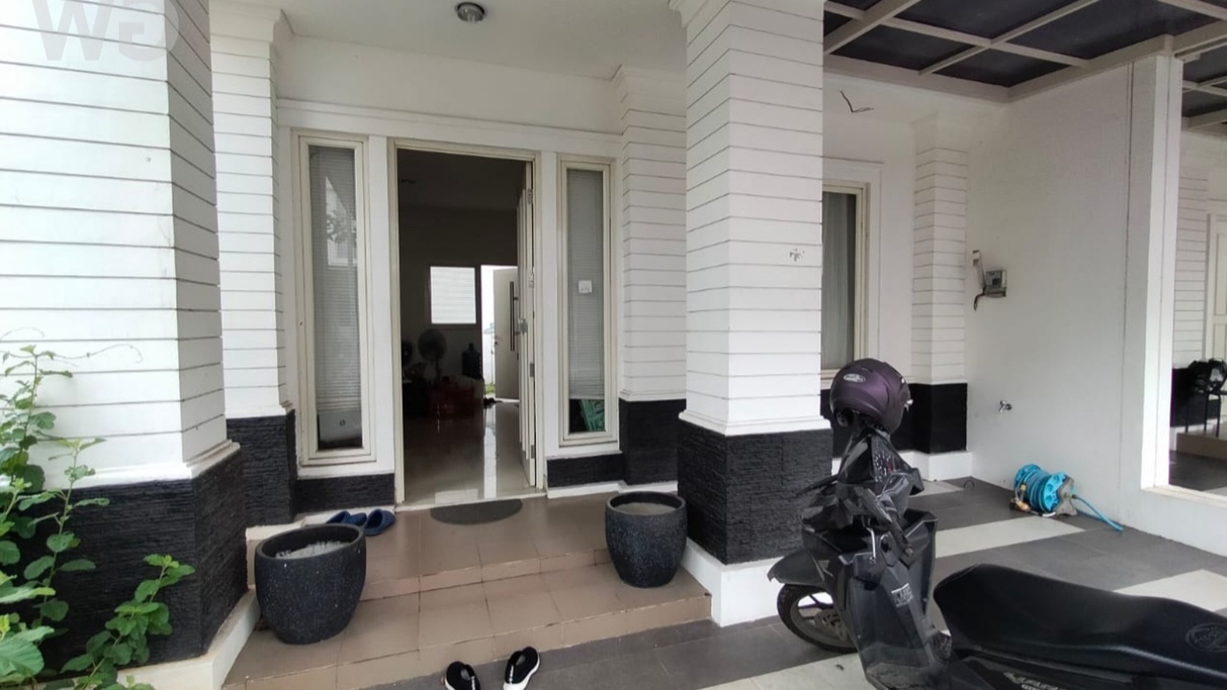 Rumah Dijual di Cluster Monte Torena Grand Wisata - Hunian Modern Siap Huni Dekat Mall