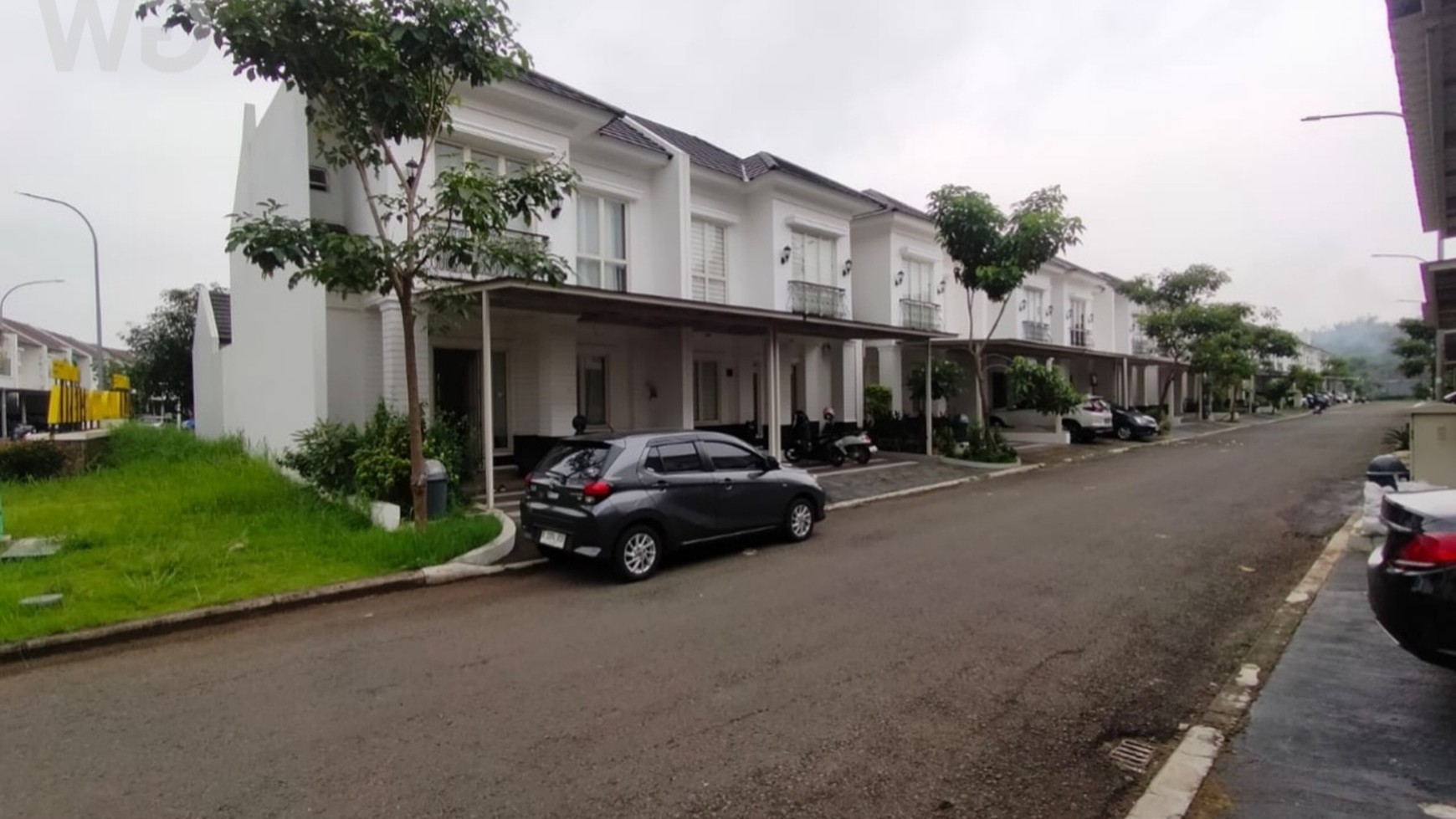 Rumah Dijual di Cluster Monte Torena Grand Wisata - Hunian Modern Siap Huni Dekat Mall