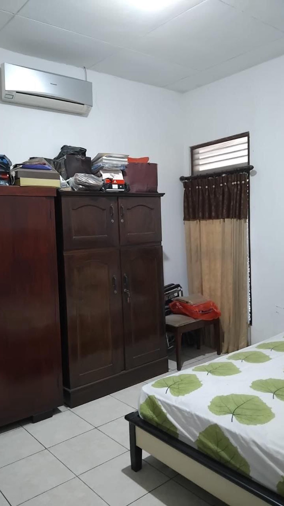 Jual rumah hitung tanah di Manyar Tirtomoyo Surabaya Timur 