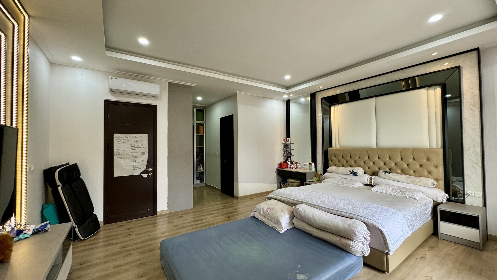 Rumah Mewah di Cluster Violin Golf Island PIK2
