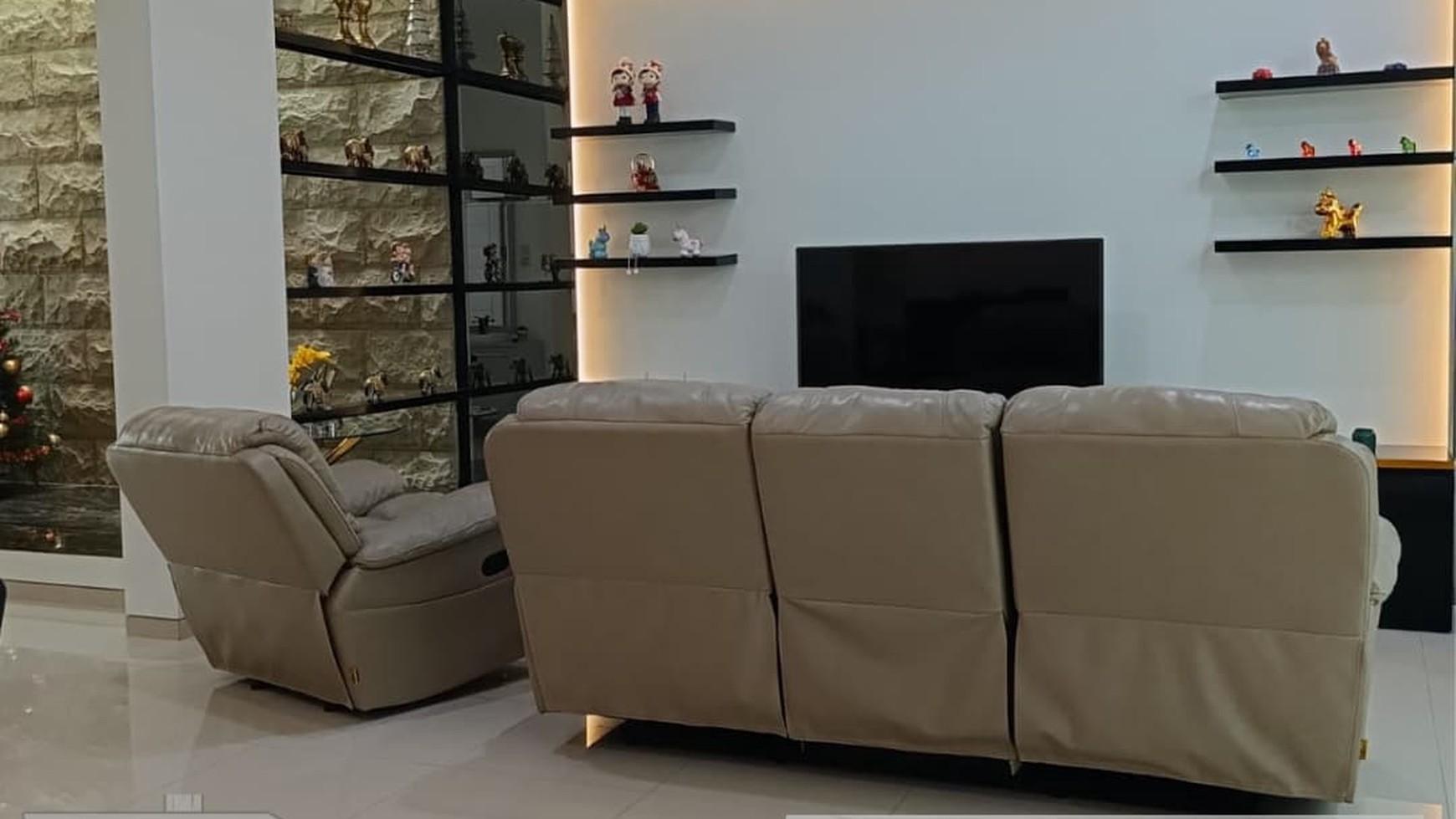 DIJUAL RUMAH MEWAH MODERN MINIMALIS FULL FURNISHED DAN SIAP HUNI - WOODLAND CITRALAND