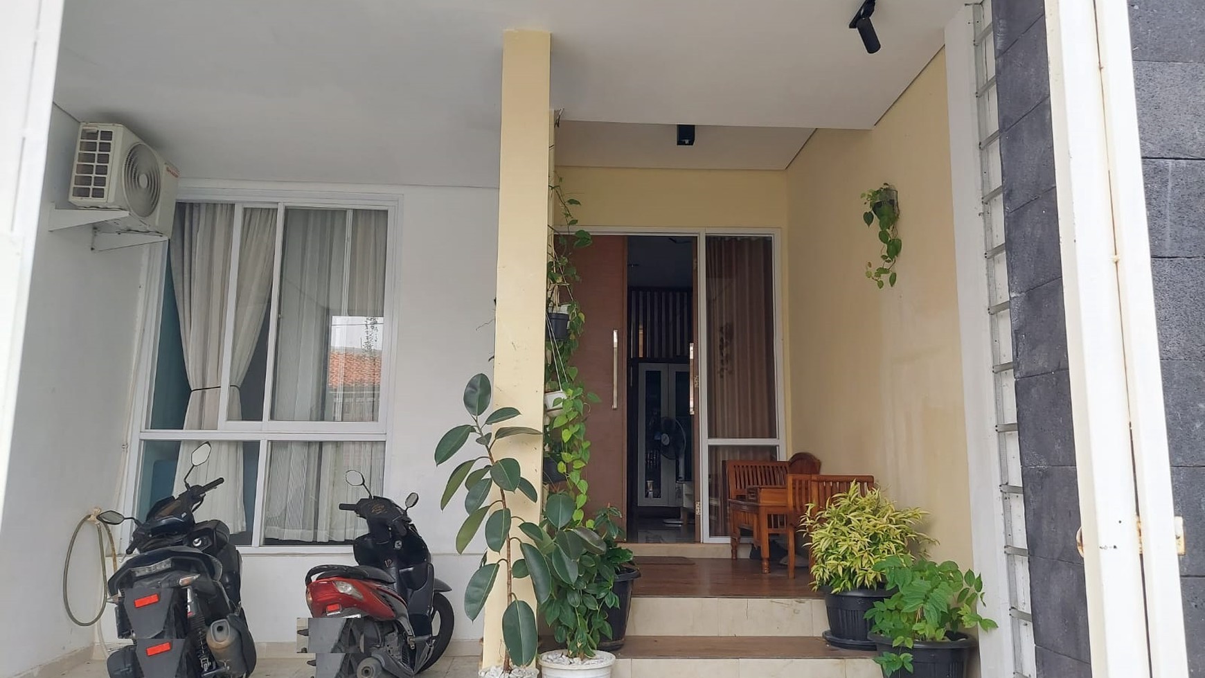 Rumah Bagus, Minimalis Full Furnished di Sawangan