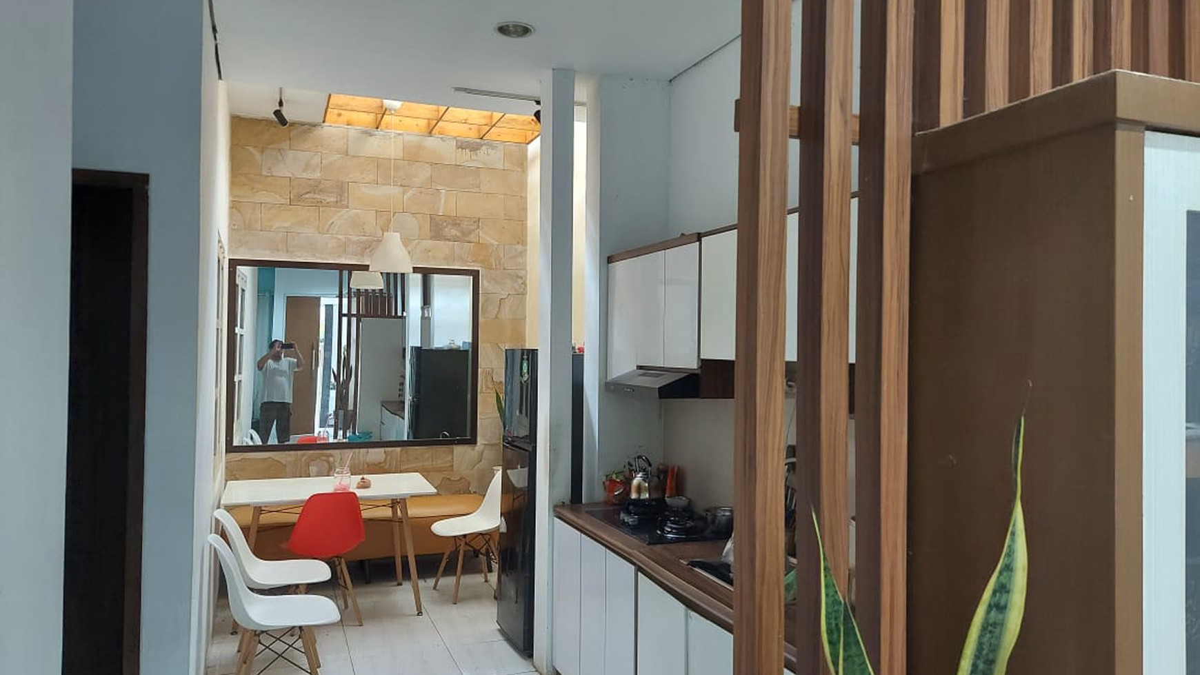 Rumah Bagus, Minimalis Full Furnished di Sawangan