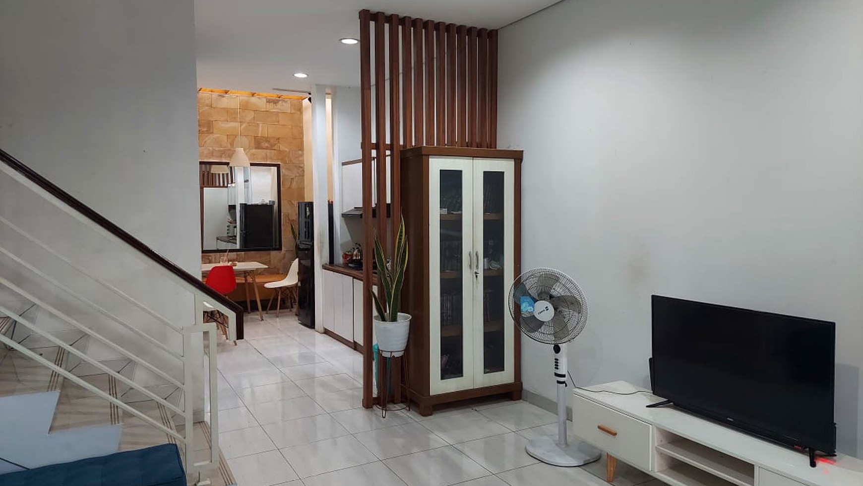 Rumah Bagus, Minimalis Full Furnished di Sawangan