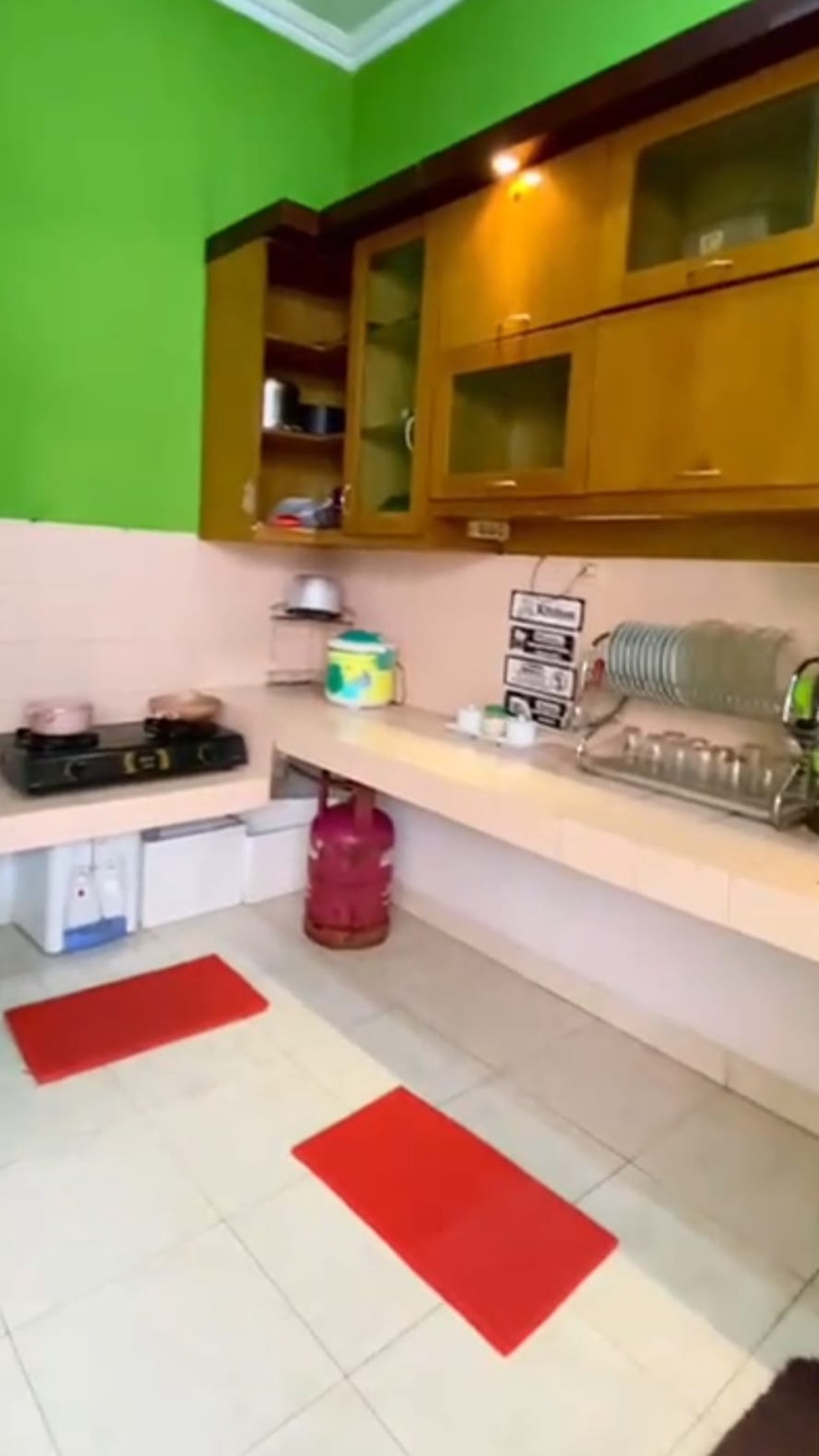 Homestay Semi Furnish Dekat Terminal Jombor