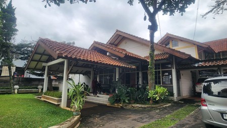 Rumah Super Luas di Bandung - Lokasi Strategis  Harga Spesial