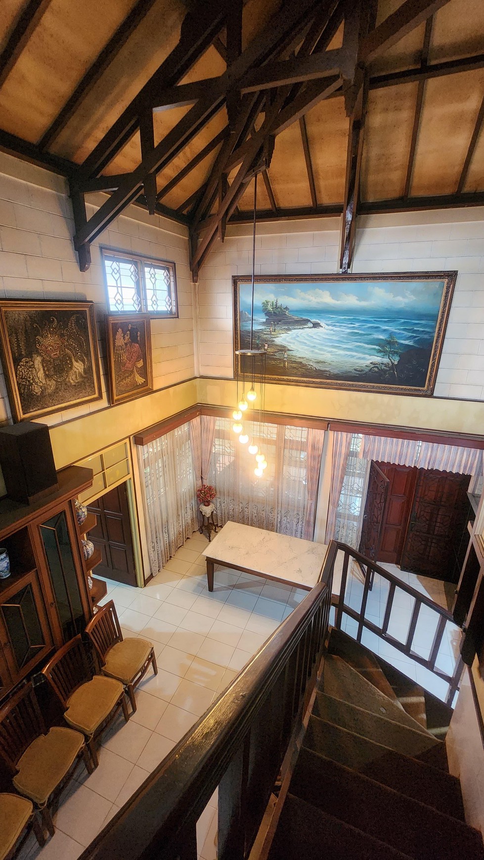 Rumah Super Luas di Bandung - Lokasi Strategis  Harga Spesial