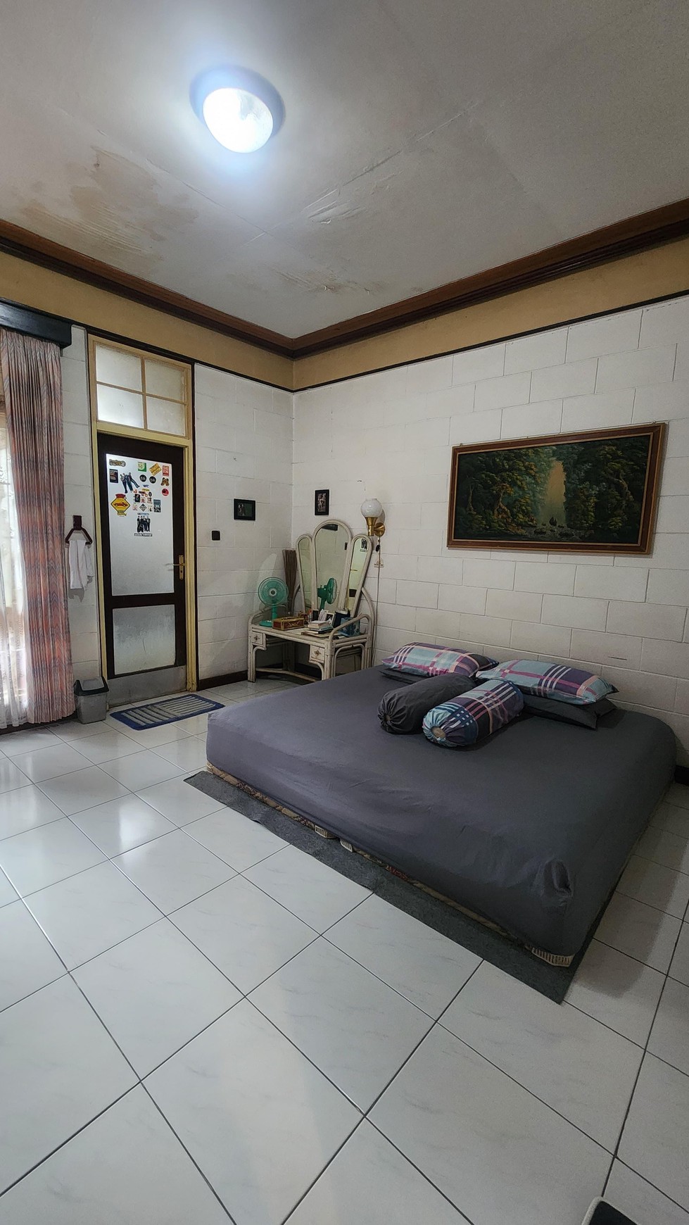 Rumah Super Luas di Bandung - Lokasi Strategis  Harga Spesial