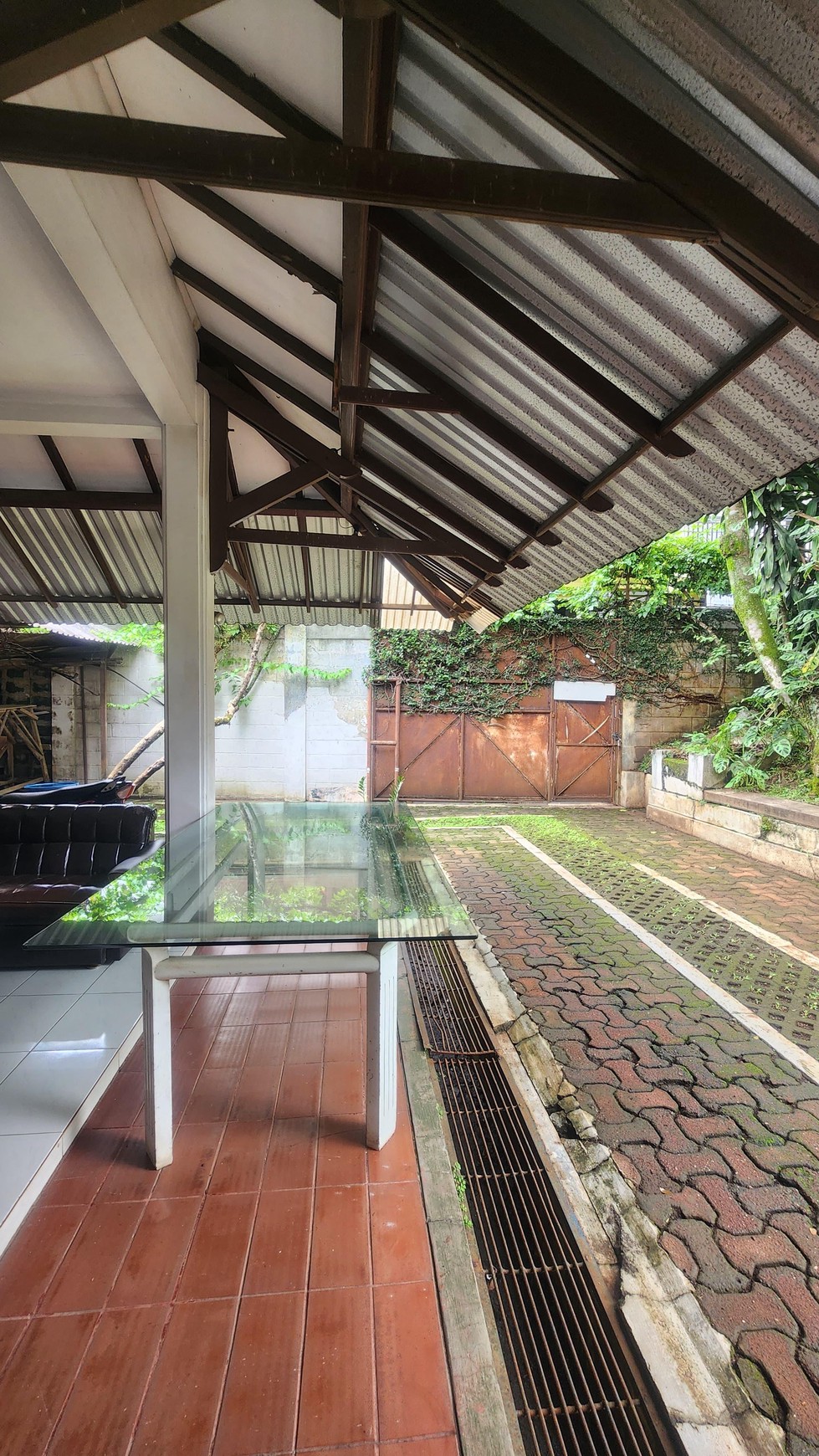 Rumah Super Luas di Bandung - Lokasi Strategis  Harga Spesial