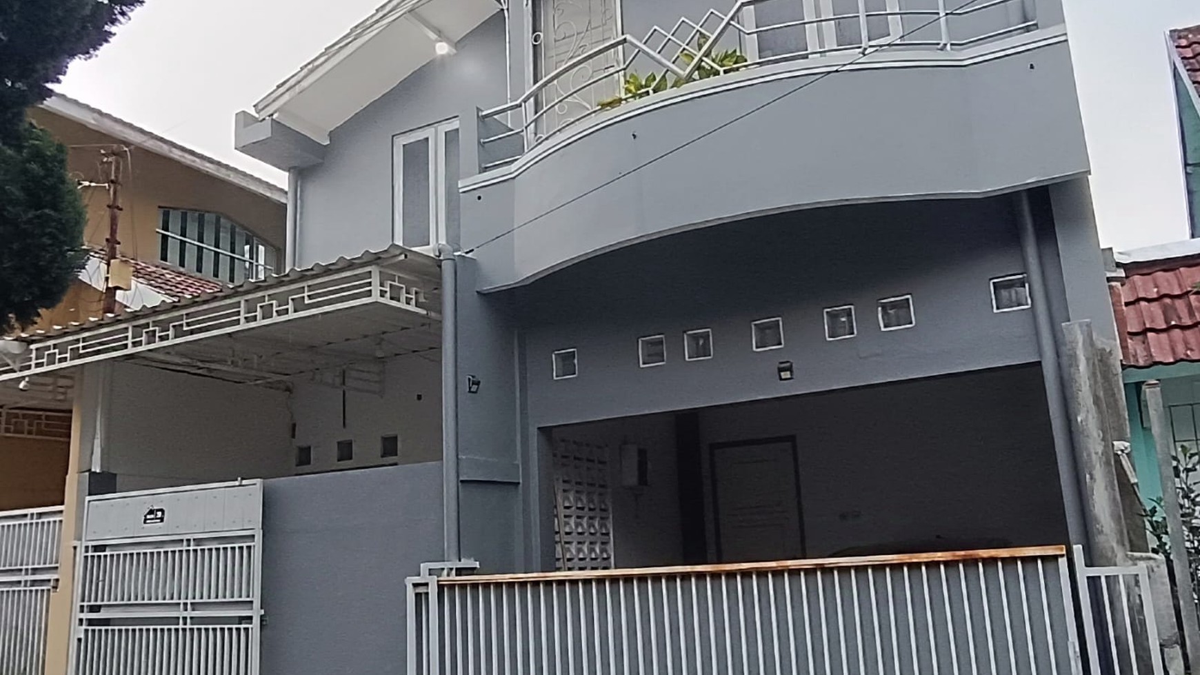 Rumah 3 Kamar Cocok Untuk Keluarga Di Perum Griya Perwita Wisata