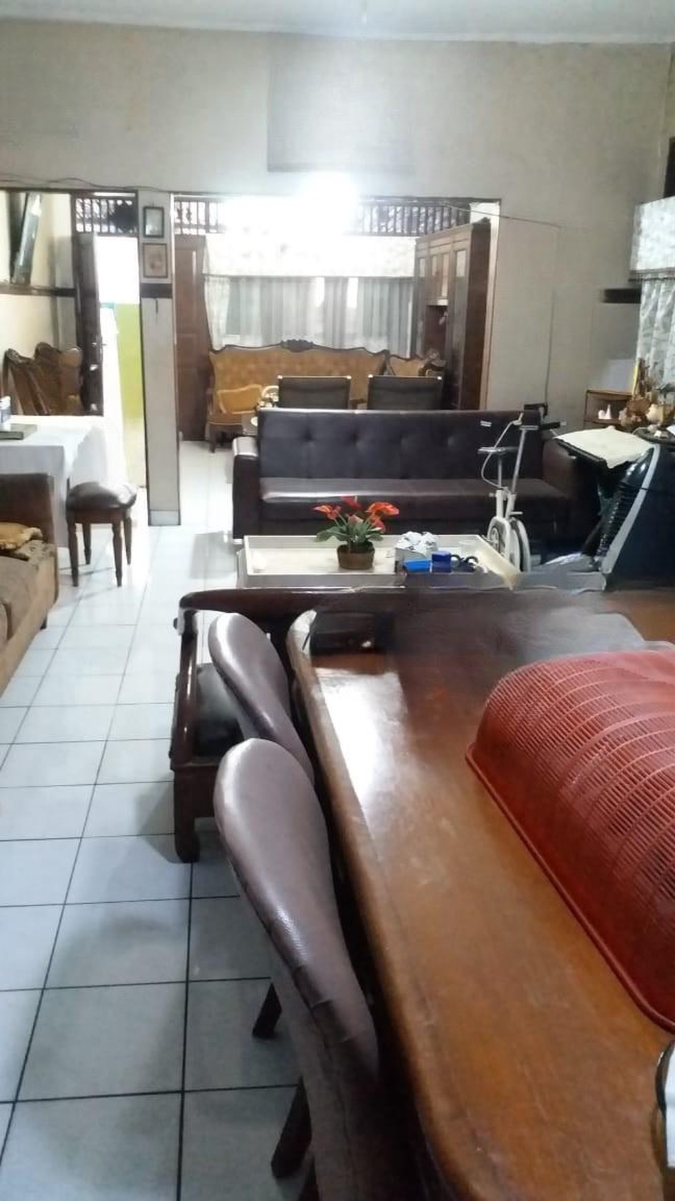 Rumah Hitung Tanah Kebon Jeruk 