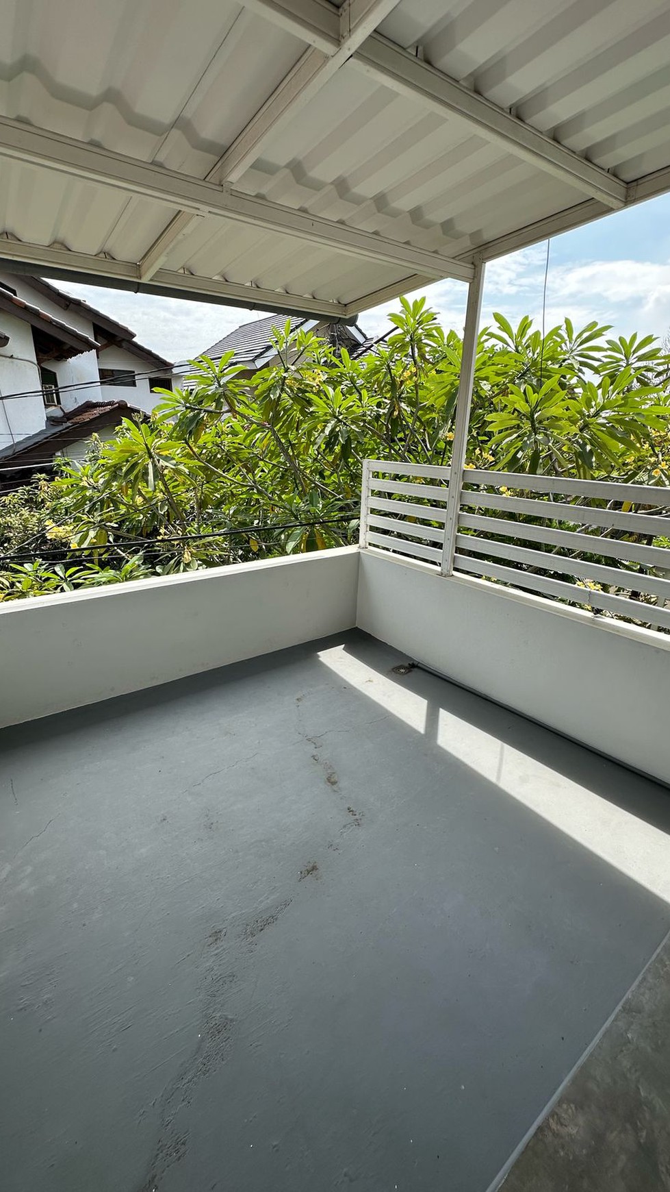 Rumah Bagus, 2 Lantai, di Bintaro Sektor 5