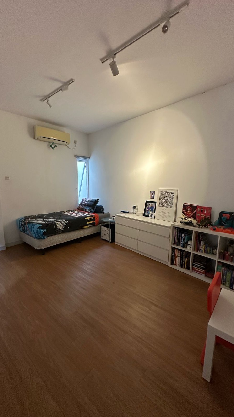 Rumah Bagus, 2 Lantai, di Bintaro Sektor 5