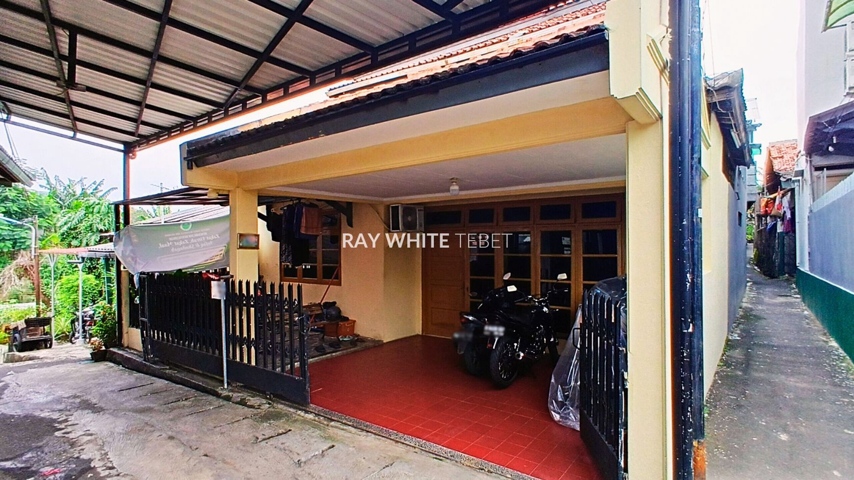 Rumah 2 Lantai SHM Hitung Tanah di Ragunan, Pasar Minggu Jaksel