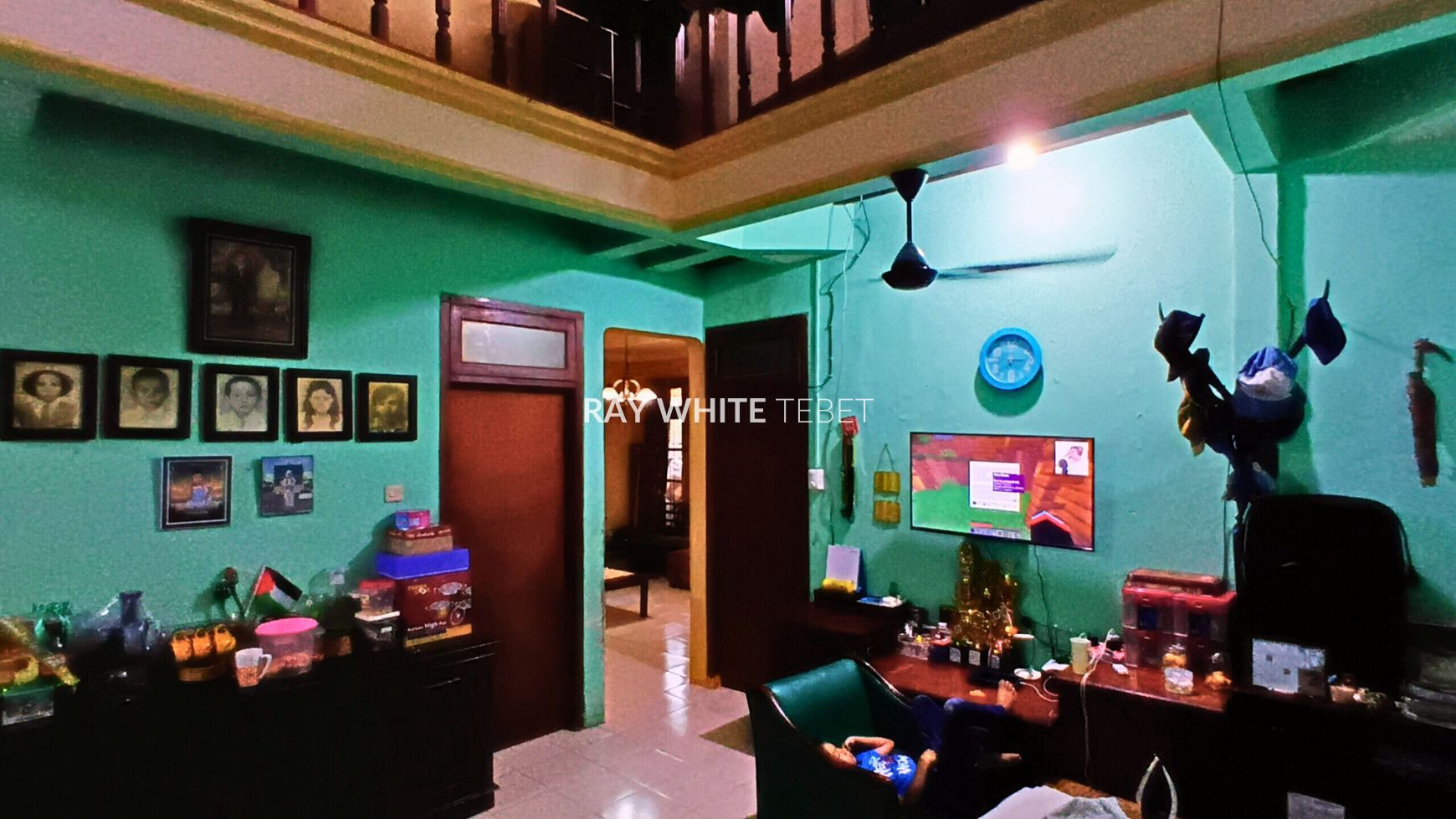 Rumah 2 Lantai SHM Hitung Tanah di Ragunan, Pasar Minggu Jaksel