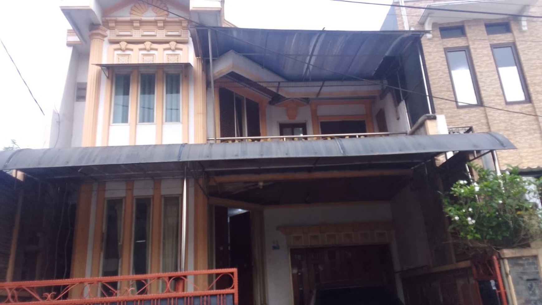Rumah 2 Lantai Strategis Di Cawang, Cocok Dijadikan Kos2an/ kontrakan, Dan Hanya 5 Menit Ke Jl. MT Haryono