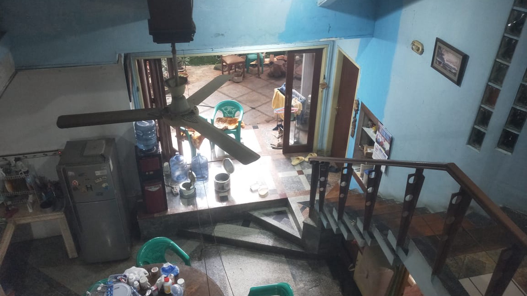 Rumah 2 Lantai Strategis Di Cawang, Cocok Dijadikan Kos2an/ kontrakan, Dan Hanya 5 Menit Ke Jl. MT Haryono