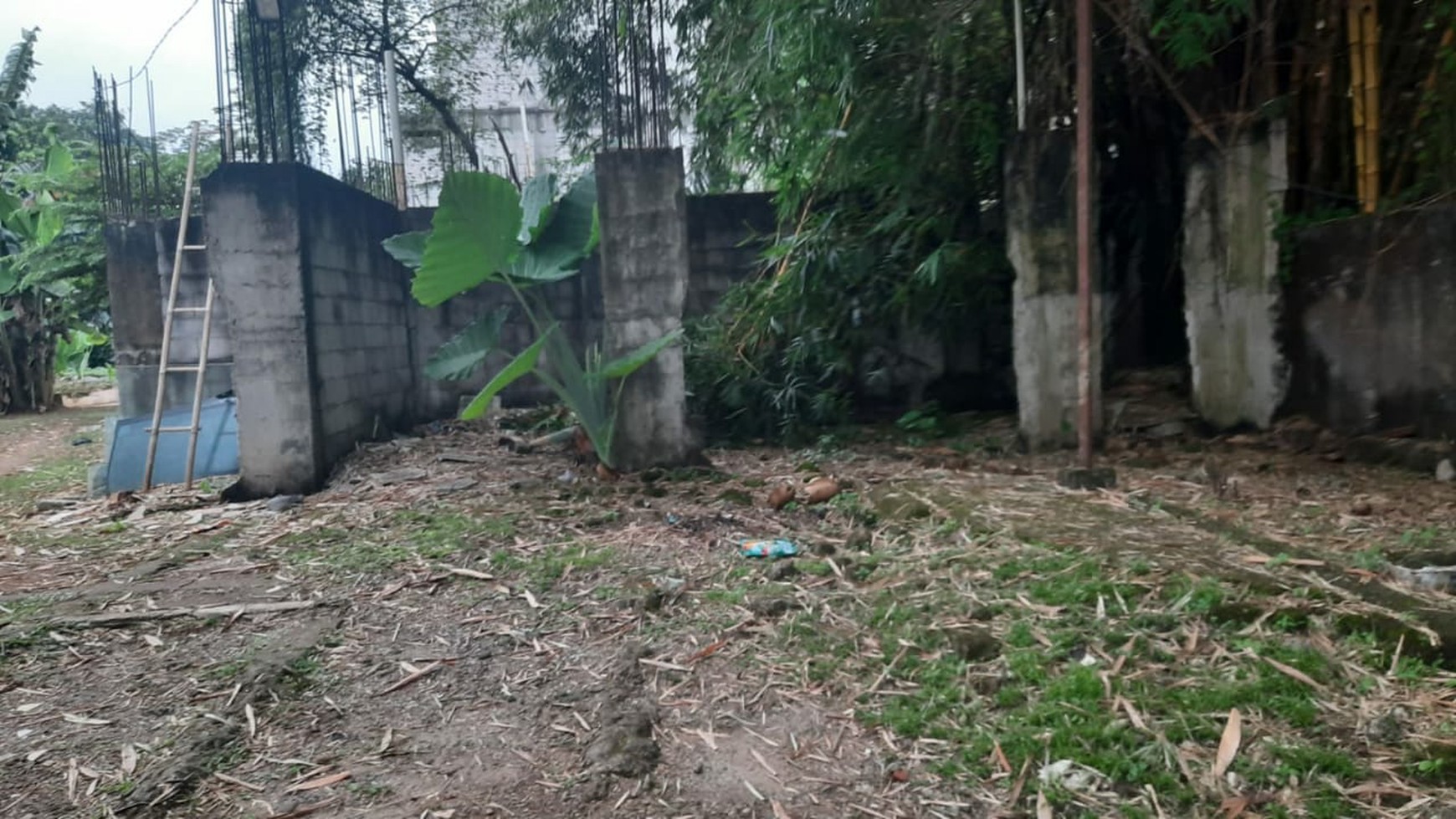 Tanah dan Bangunan Lokasi Sangat Strategis Zona Komersial Harga Dibawah NJOP di Margasatwa, Cilandak,