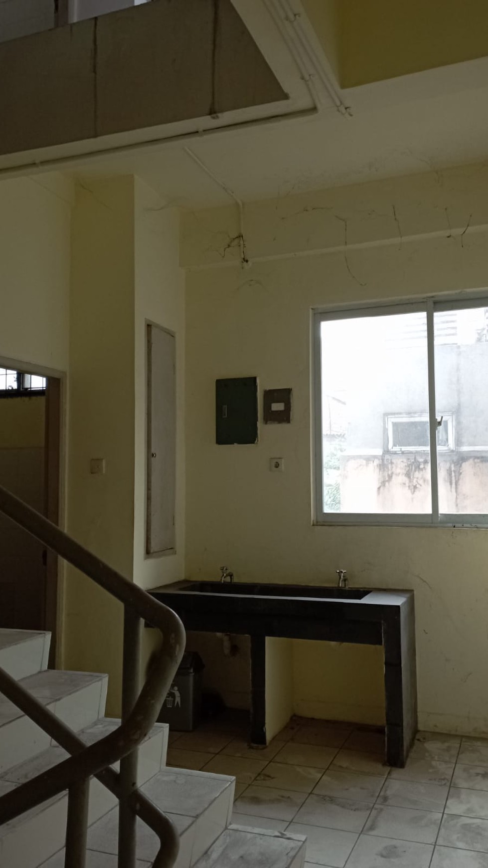 Dijual ruko di Gajah mada Lippo Karawaci Tangerang