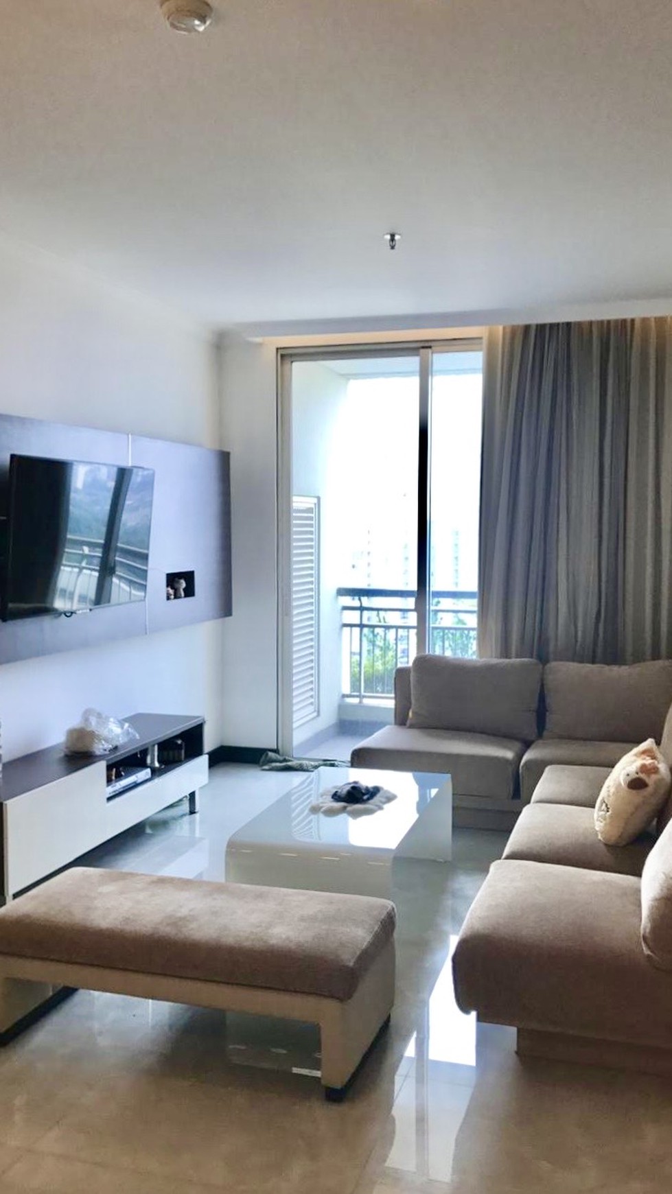 Dijual Apartemen Central Park Residences, Jakarta Barat