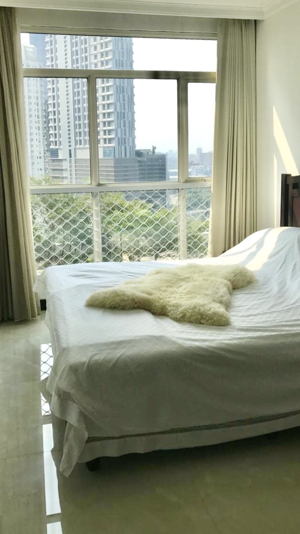Dijual Apartemen Central Park Residences, Jakarta Barat