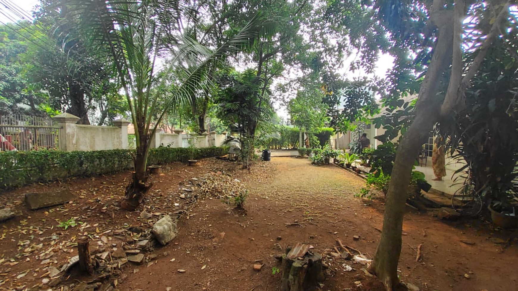 Rumah Lama Hitung Tanah Lingkungan Nyaman & Asri Lokasi Strategis Jl RS Fatmawati Raya