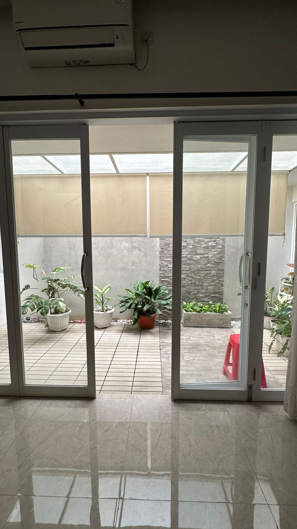 Rumah Siap Huni Kondisi Terawat Baik dan Strategis @Bintaro .