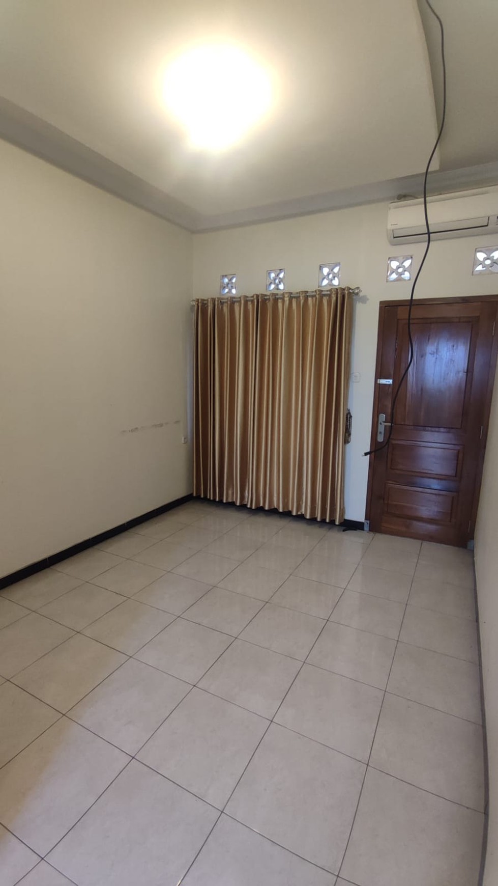 Rumah Dalam Perum Griya Cipta Mulya Caturtunggal Depok Sleman