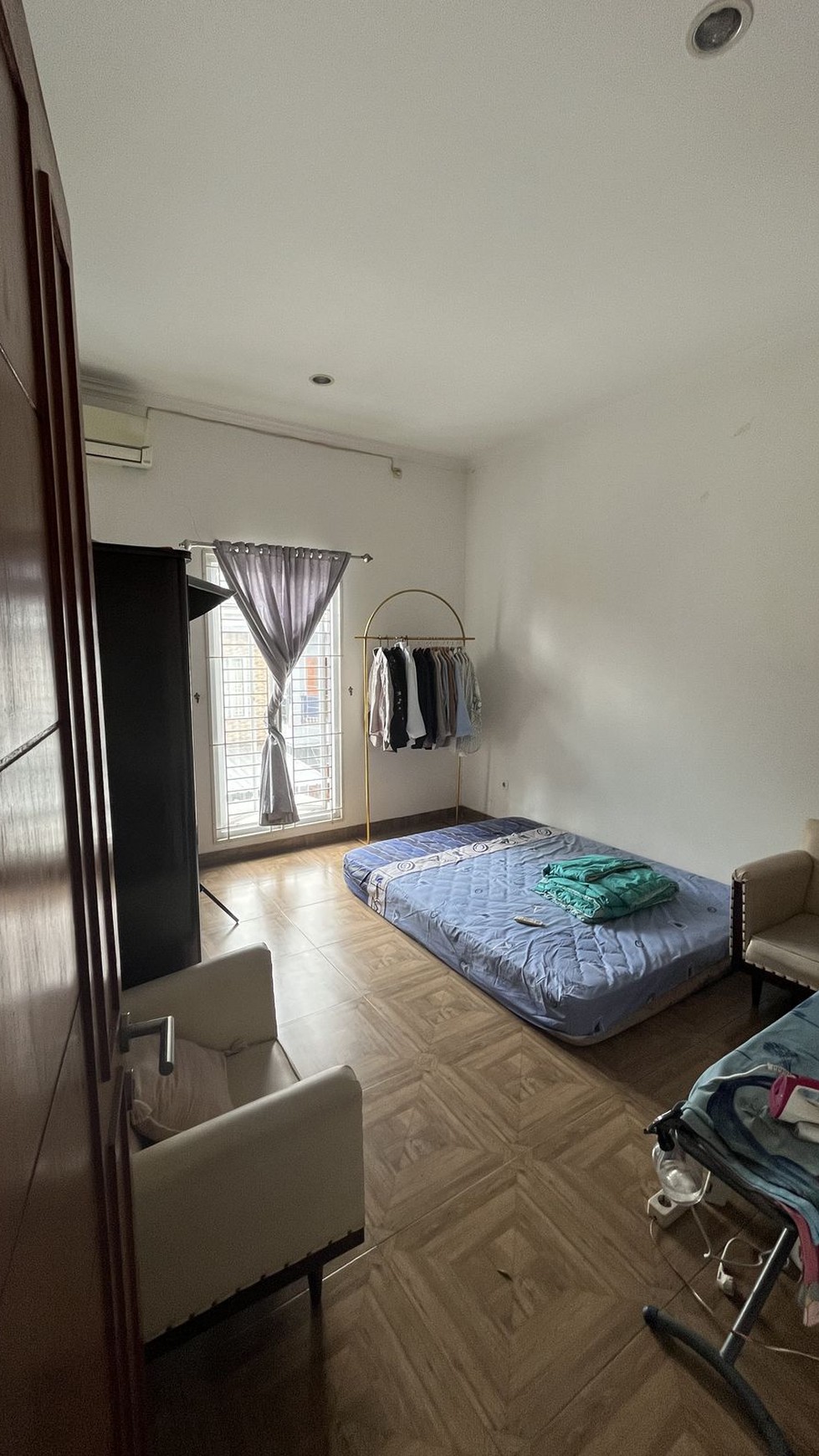 Rumah Bagus, bebas banjir lokasi strategis di Ciputat