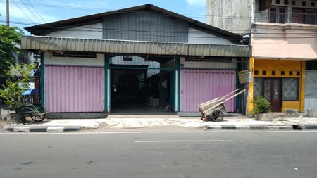 DIJUAL RUMAH di JALAN RAYA KENJERAN - Lokasi Strategis!