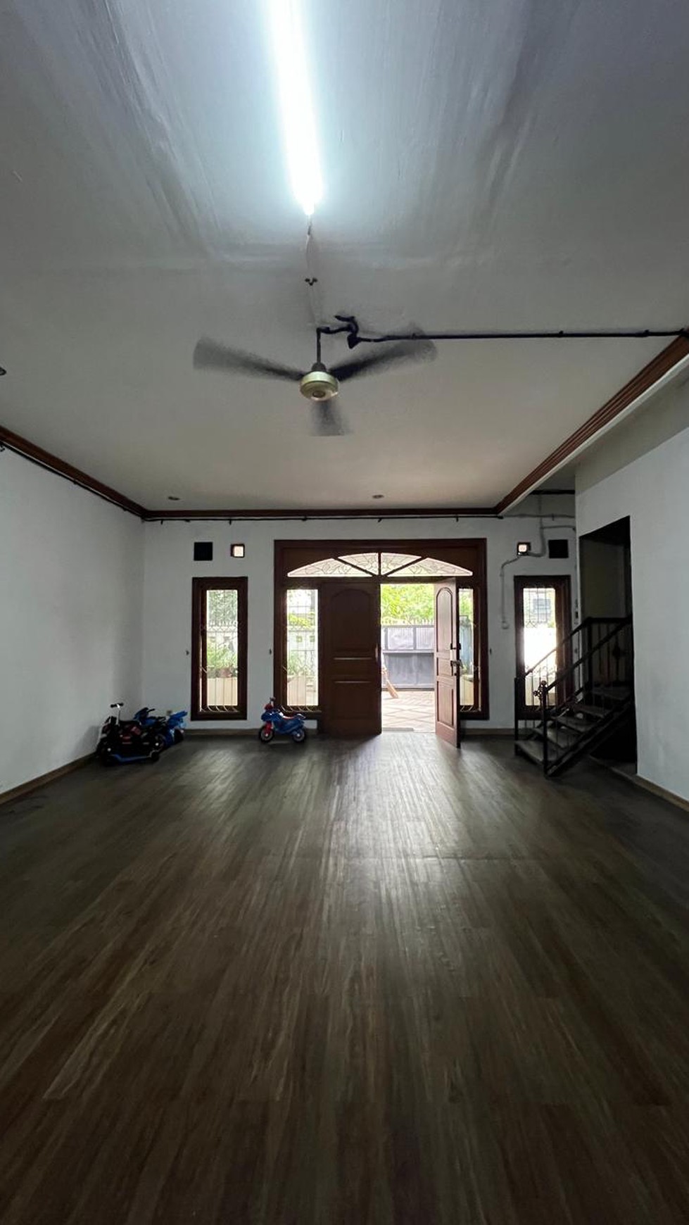 Dijual Rumah di Jl. Panglima Polim 4 Jakarta Selatan