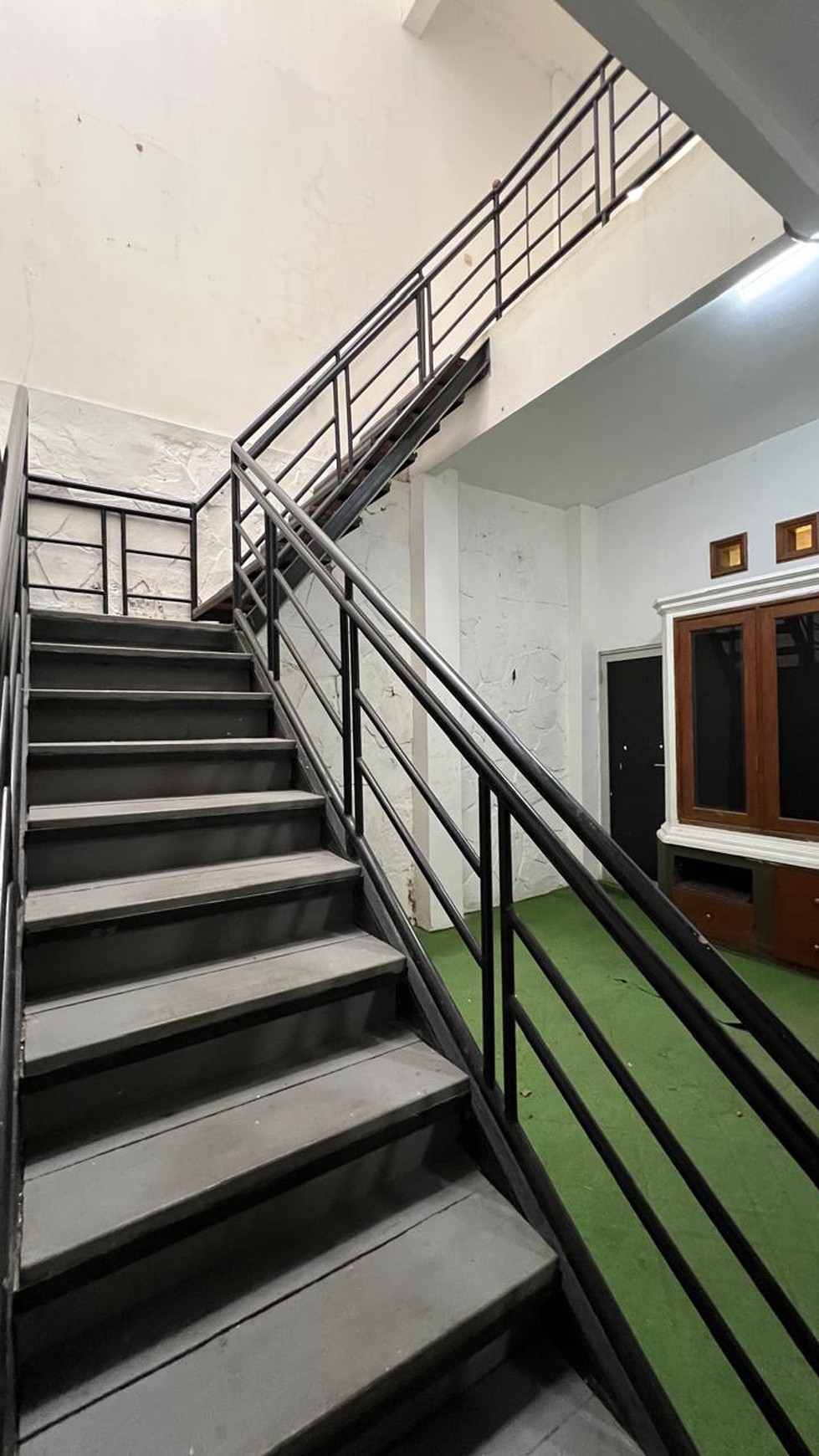 Dijual Rumah di Jl. Panglima Polim 4 Jakarta Selatan