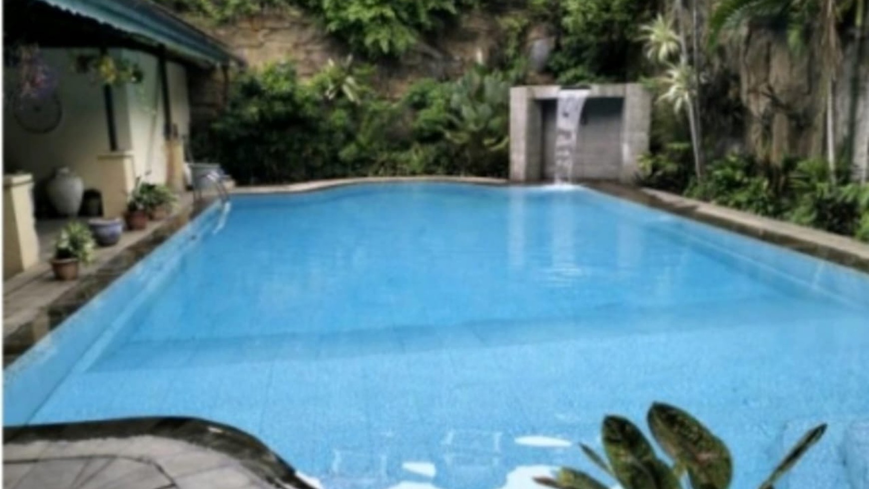 Dijual Rumah di    Jl. Sekolah Duta Raya  Jaksel