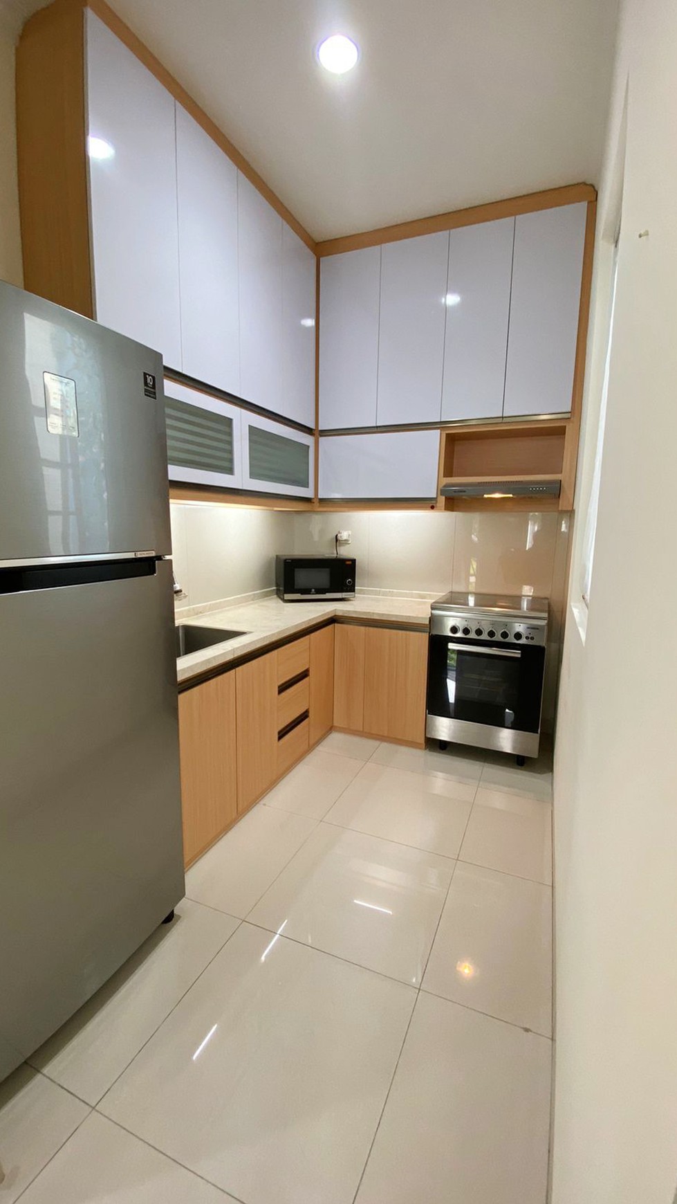 Rumah Cantik siap huni di The Eminent BSD City