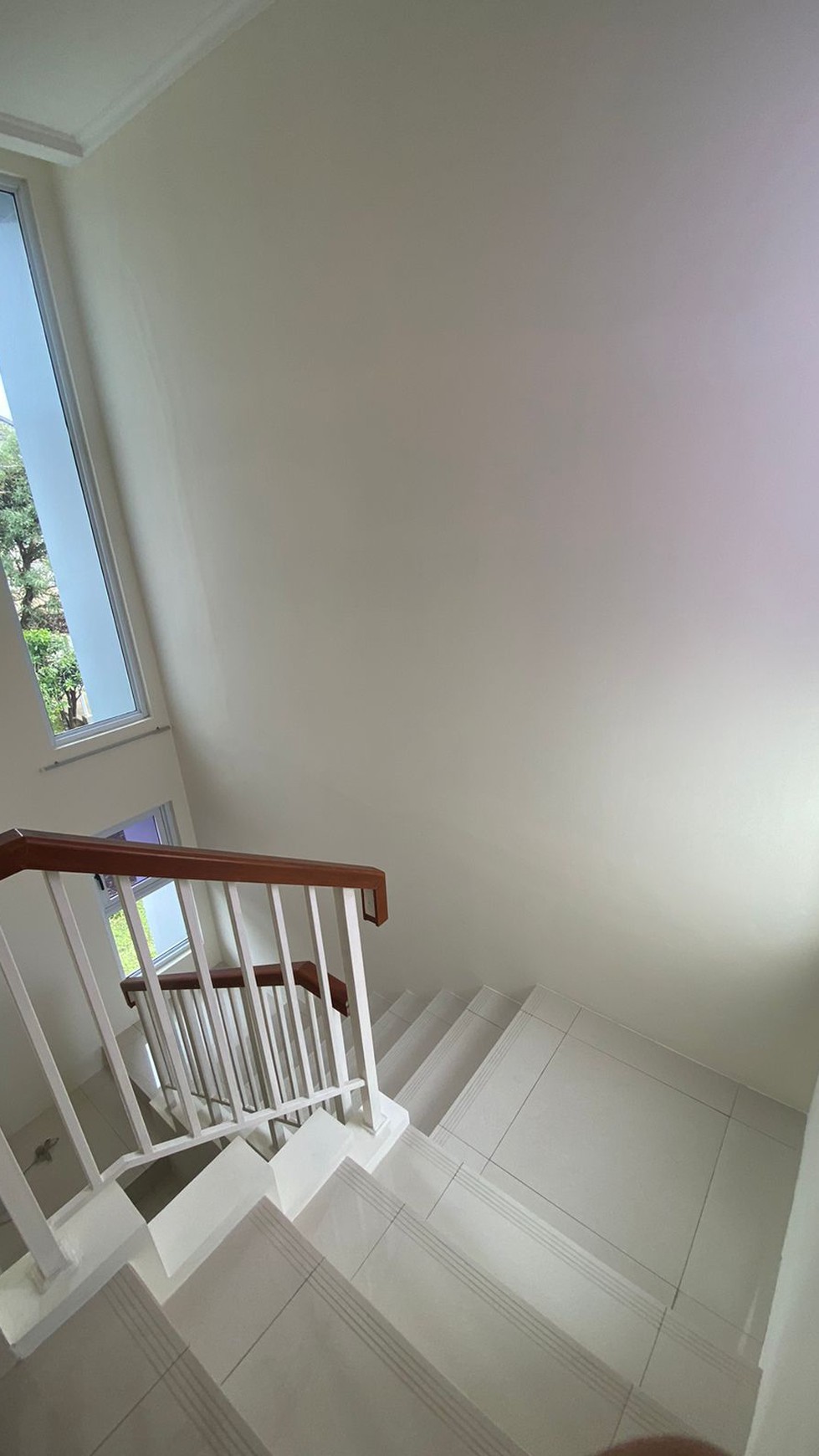 Rumah Cantik siap huni di The Eminent BSD City