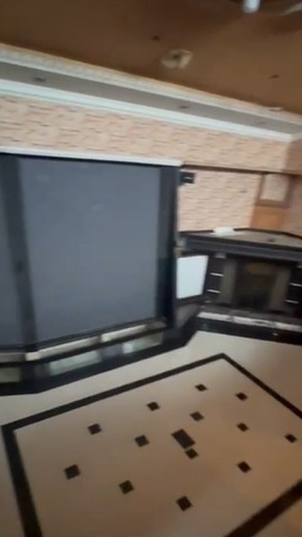 Dijual Ruko 3 Lantai  Jl. Radar Auri Cibubur