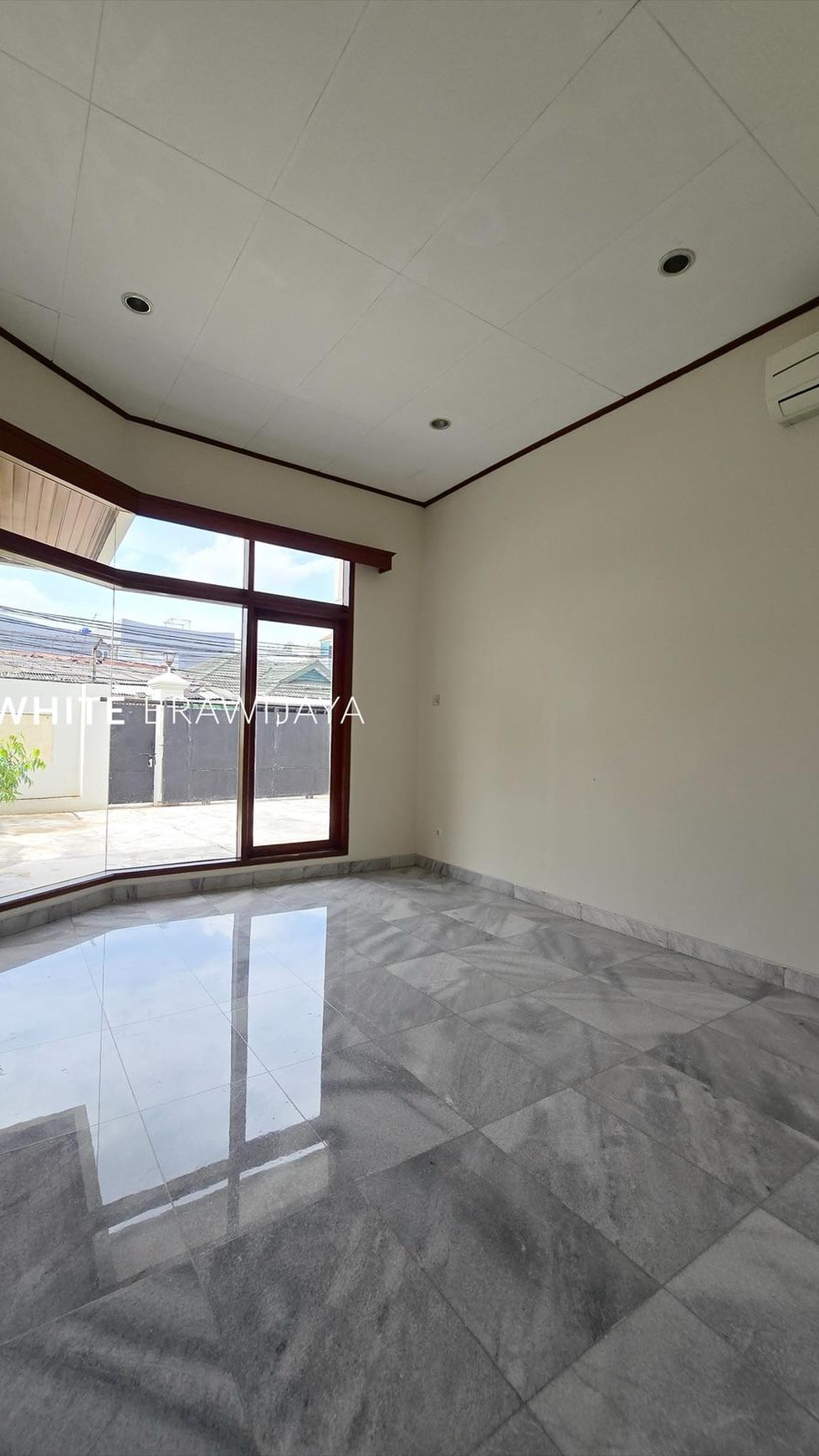 Rumah Bangunan 1 Lantai Full Renovasi Area Cipete Kebayoran Baru