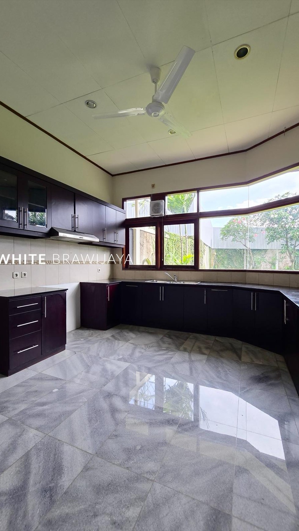 Rumah Bangunan 1 Lantai Full Renovasi Area Cipete Kebayoran Baru