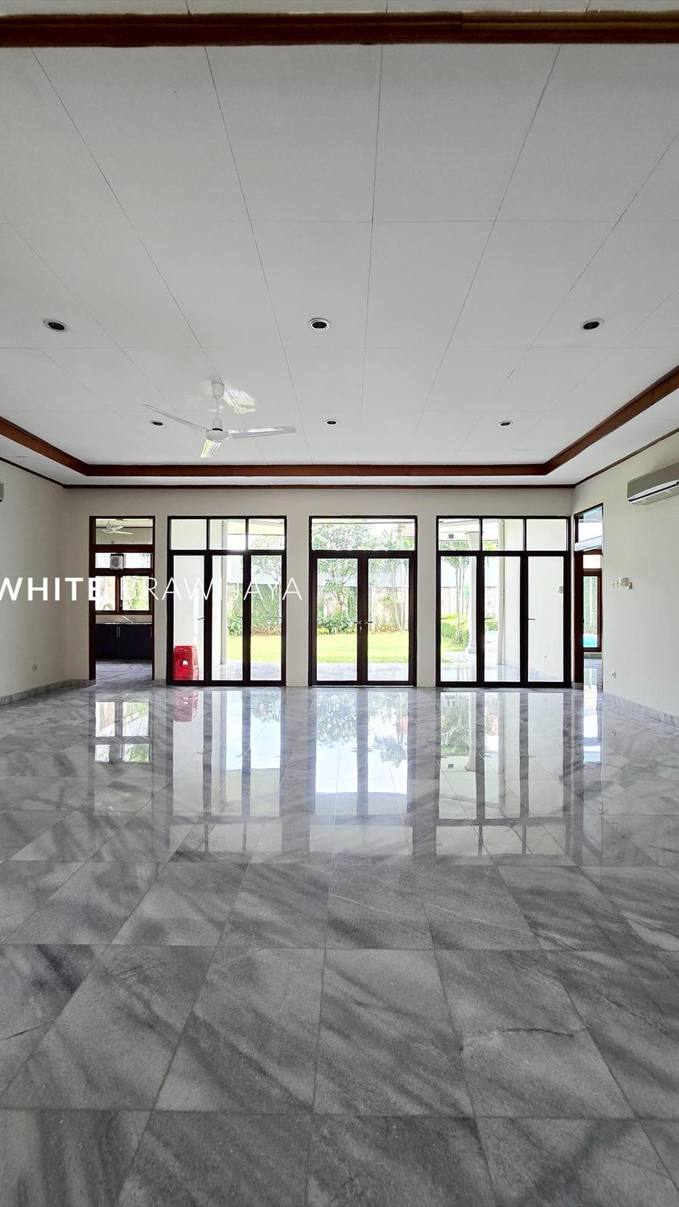 Rumah Bangunan 1 Lantai Full Renovasi Area Cipete Kebayoran Baru