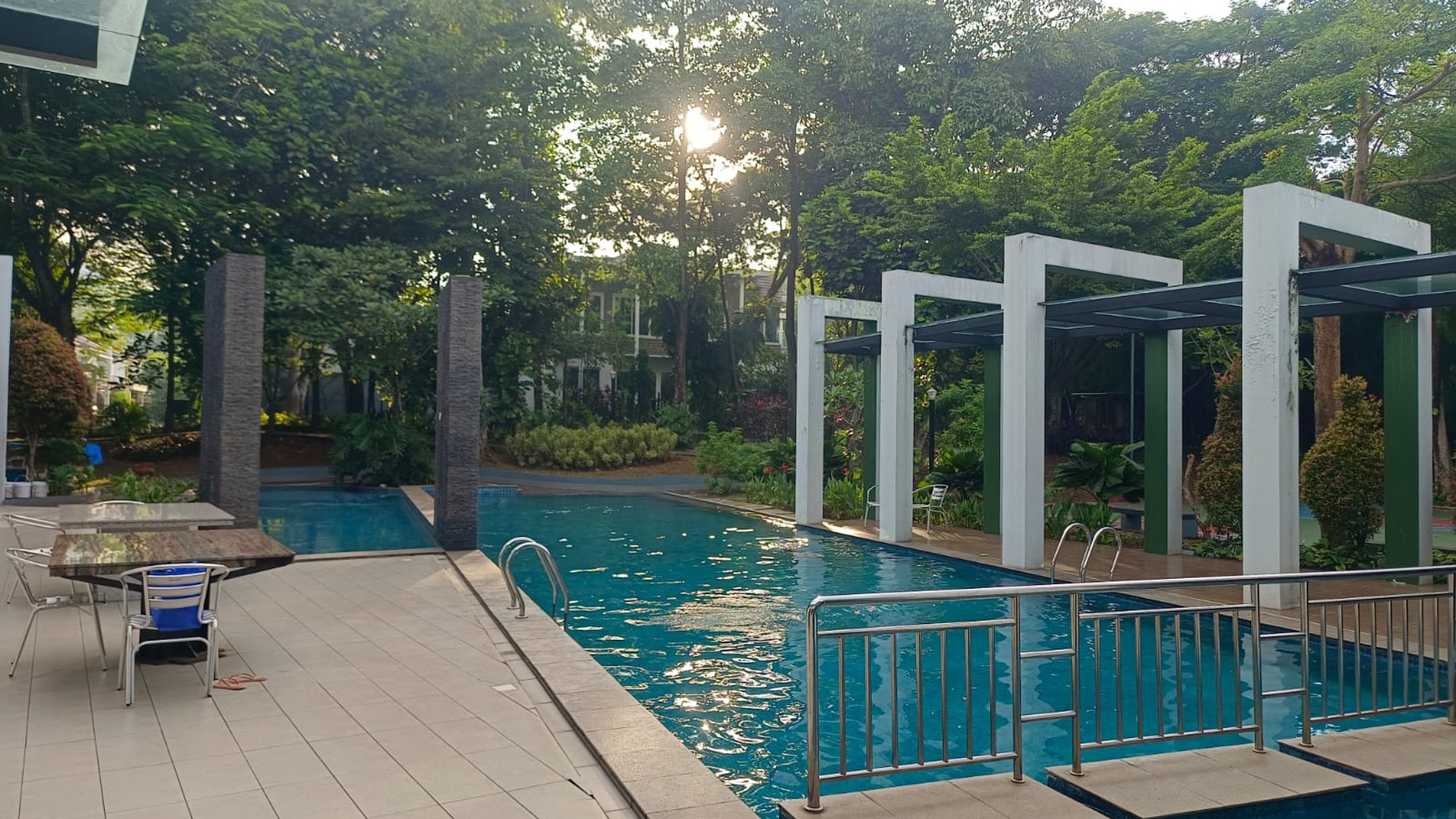 Rumah di Lingkungan Asri Cluster Green Cove