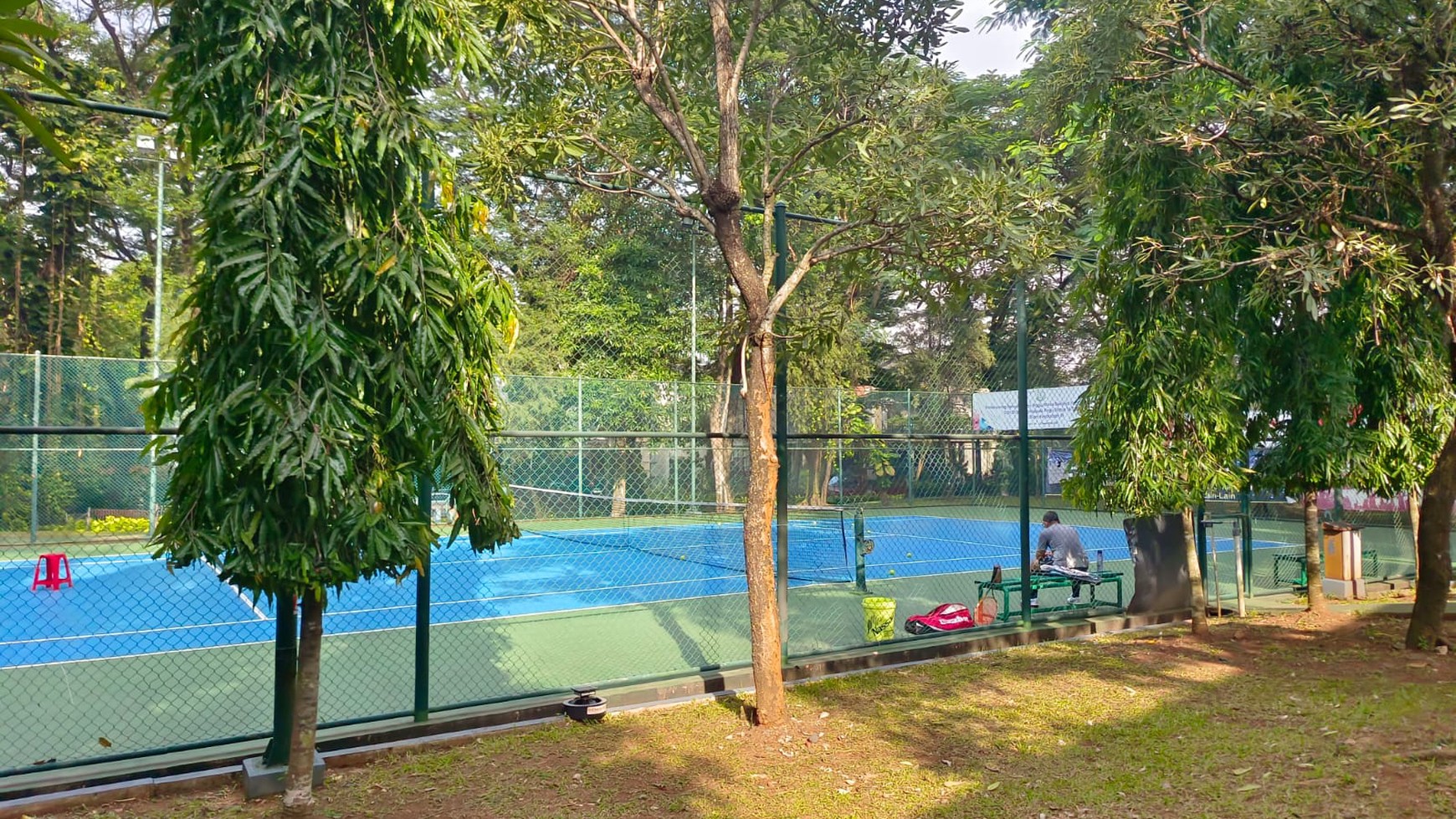 Rumah di Lingkungan Asri Cluster Green Cove