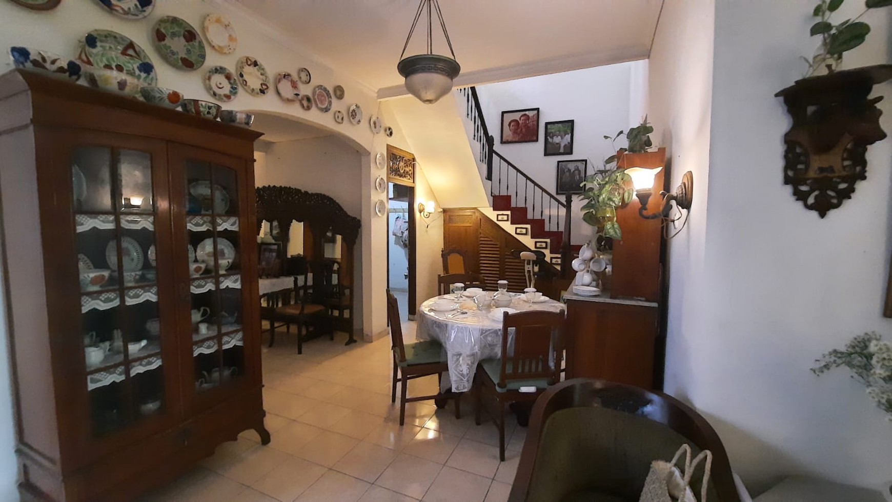 DIJUAL RUMAH TINGGAL 2 LANTAI di DAERAH BINTARO