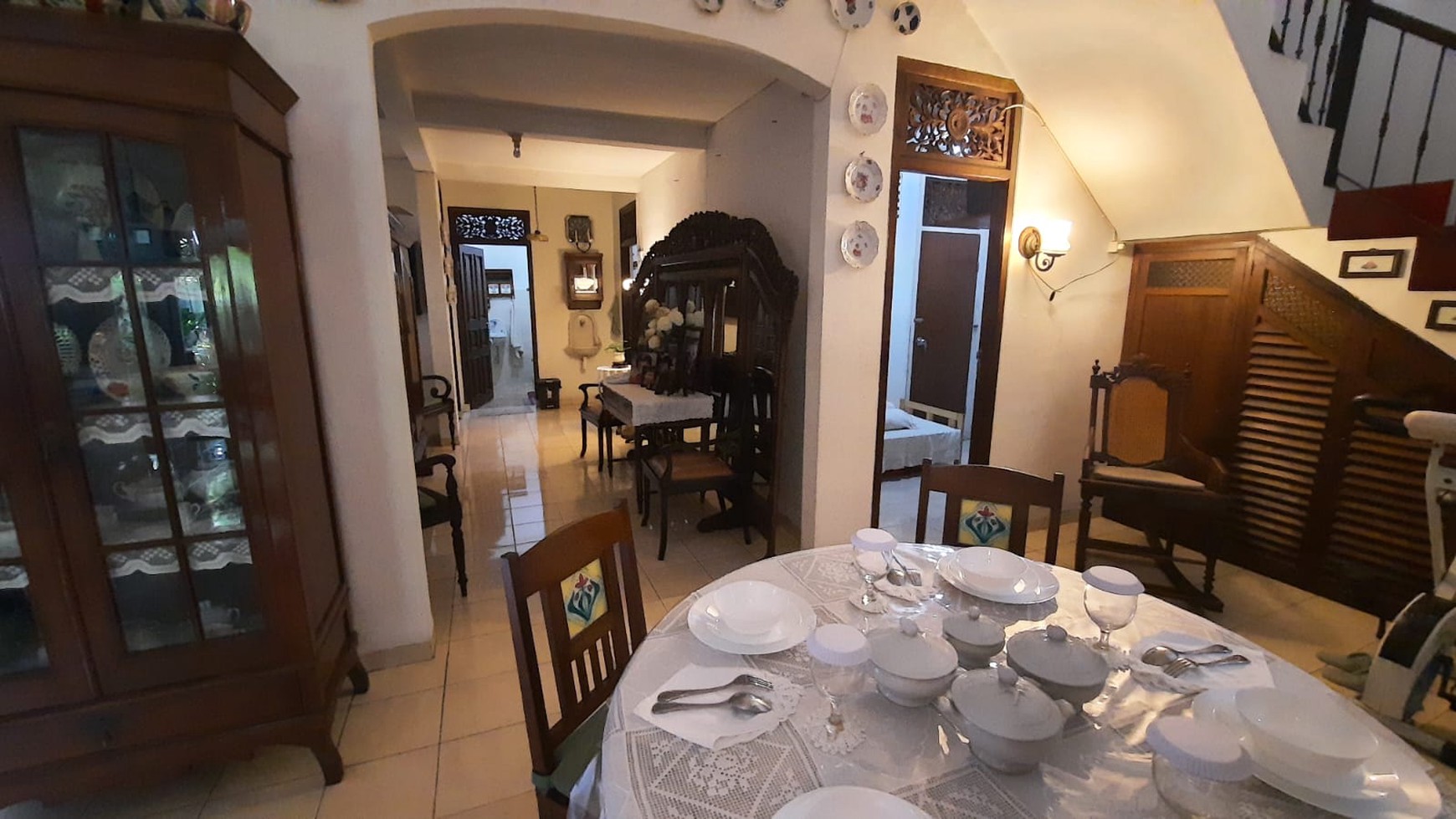 DIJUAL RUMAH TINGGAL 2 LANTAI di DAERAH BINTARO