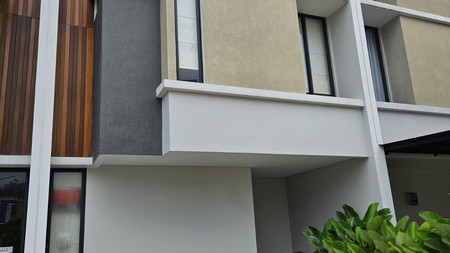 Rumah Bagus Di U Ville Bintaro Jaya Sektor 7