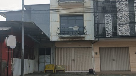 Dijual Ruko 3,5 lantai di Jalan Raya Ngagel Surabaya
